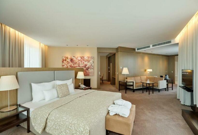 스위트, Austria Trend Hotel Savoyen Vienna   4 Stars Superior