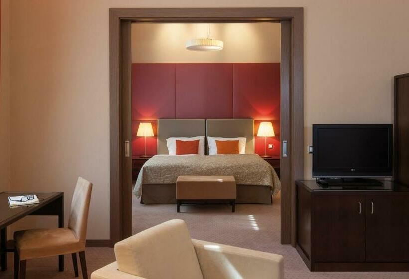 스위트, Austria Trend Hotel Savoyen Vienna   4 Stars Superior