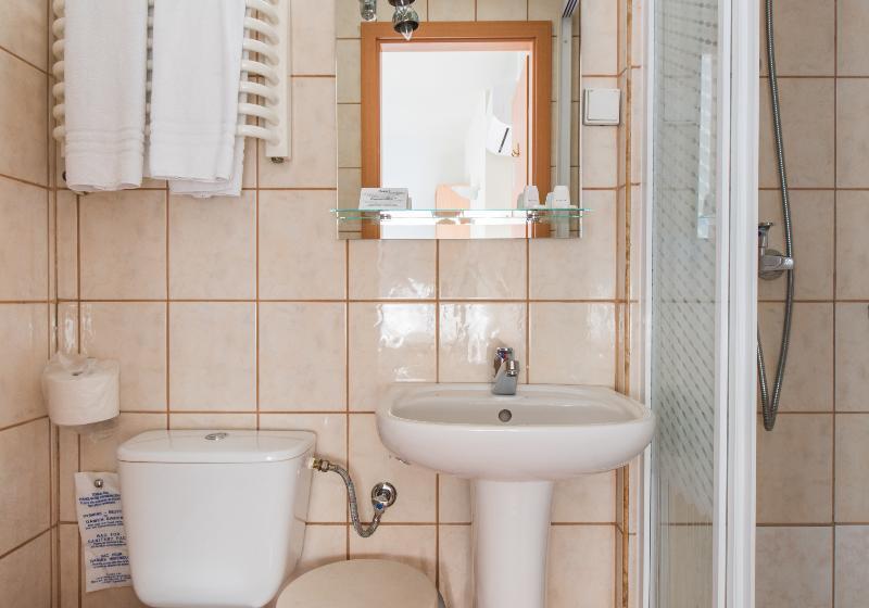 Quarto Estandar Individual, Jordan Pokoje Gościnne