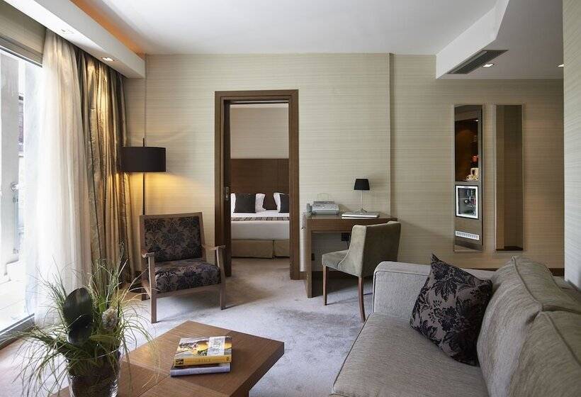 Family Suite, Anatolia