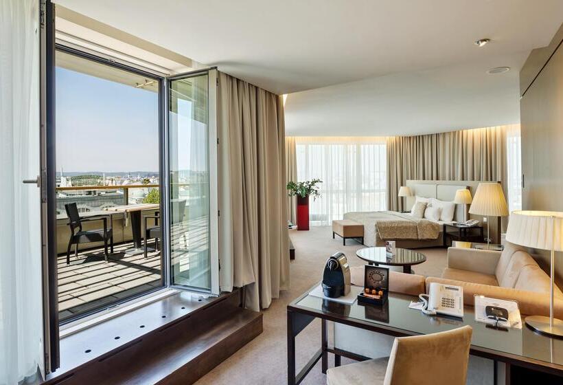 스위트, Austria Trend Hotel Savoyen Vienna   4 Stars Superior