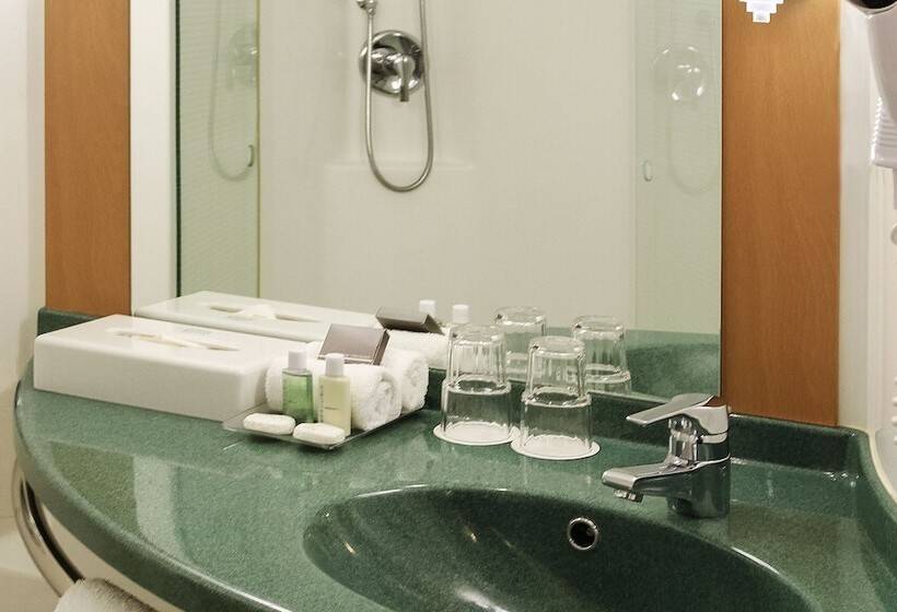 חדר סטנדרט, Ibis Auckland Ellerslie