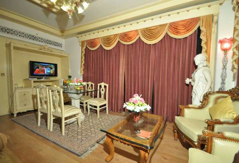 豪华套房, Shiv Vilas Resort