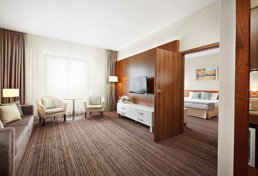 Люкс, Victoria  & Business Centre Minsk