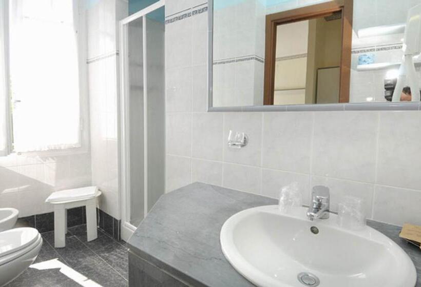 Номер Стандарт Трехместный, Villa Igea