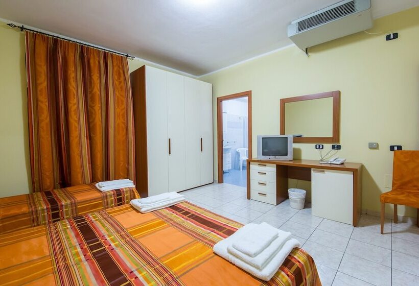 اتاق استاندارد چهار تخته, Villaggio S. Antonio