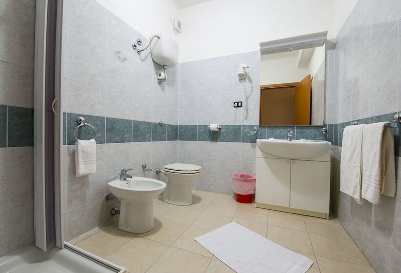 اتاق استاندارد چهار تخته, Villaggio S. Antonio