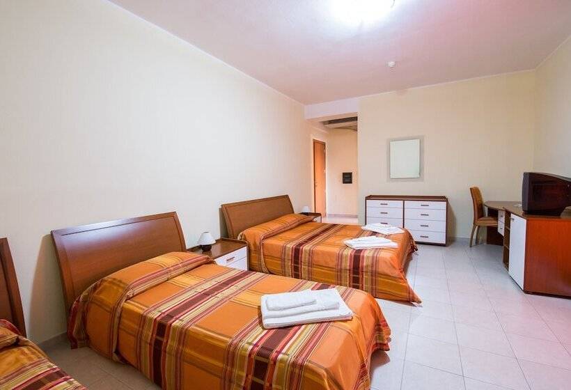اتاق استاندارد چهار تخته, Villaggio S. Antonio