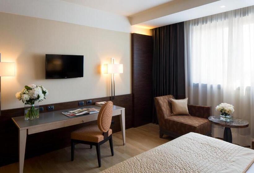 اتاق لوکس, Starhotels Grand Milan