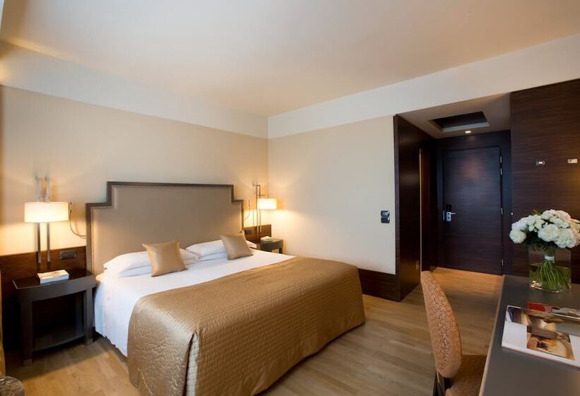 اتاق لوکس, Starhotels Grand Milan