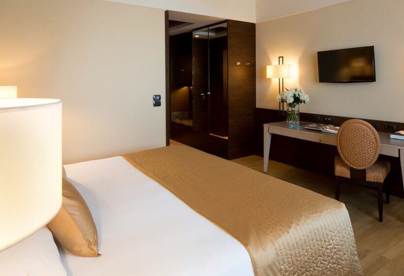 اتاق لوکس, Starhotels Grand Milan