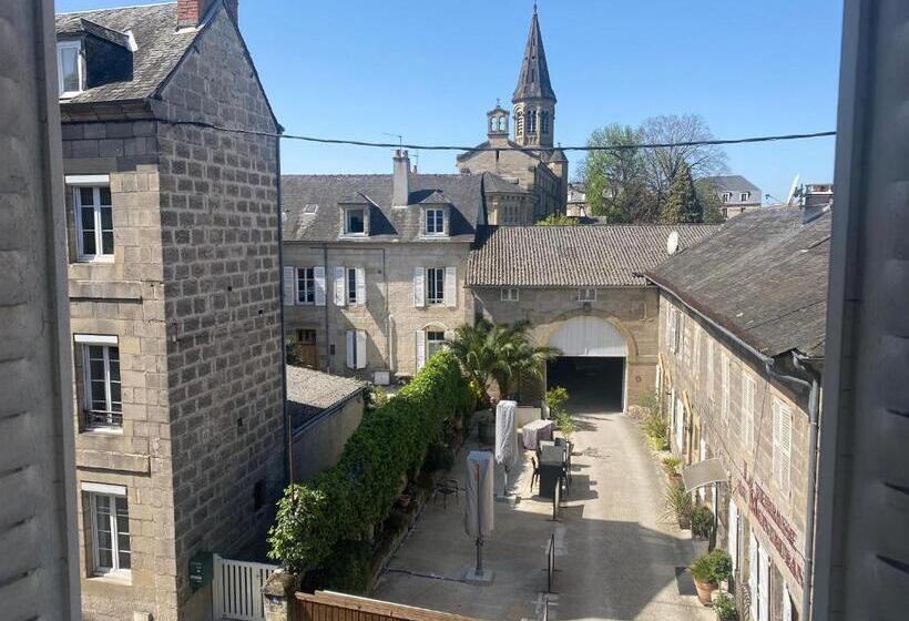 اتاق استاندارد یک نفره, La Reserve De Brive