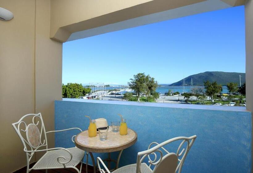 سوییت جونیور با چشم‌انداز دریا, Lefkas