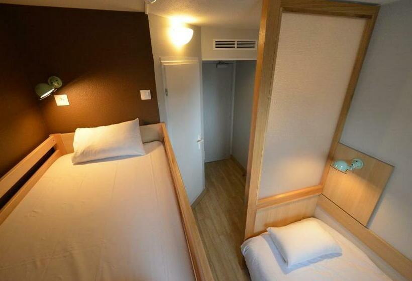 Habitació Triple Estàndard, Reseda