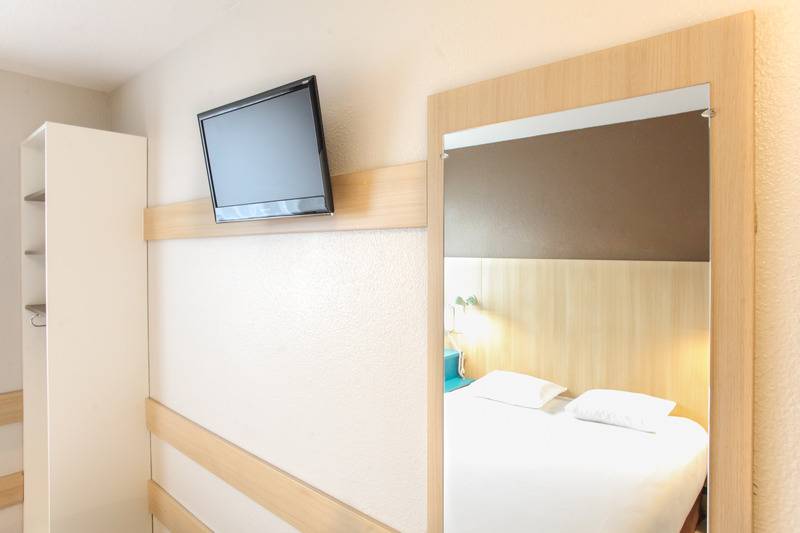 Habitació Estàndard, Reseda