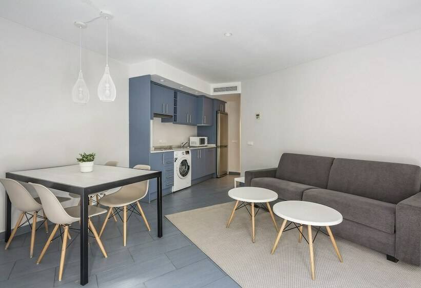 شقة غرفة واحدة, Mon Suites Carmen