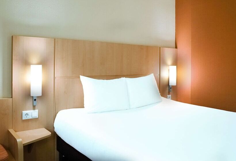 اتاق استاندارد با تخت دوبل, Ibis Győr