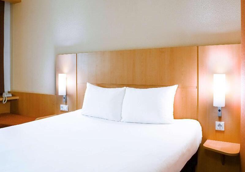 اتاق استاندارد با تخت دوبل, Ibis Győr
