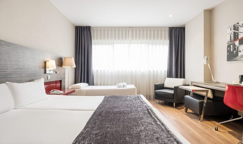 Номер Стандарт Трехместный, Ilunion Barcelona