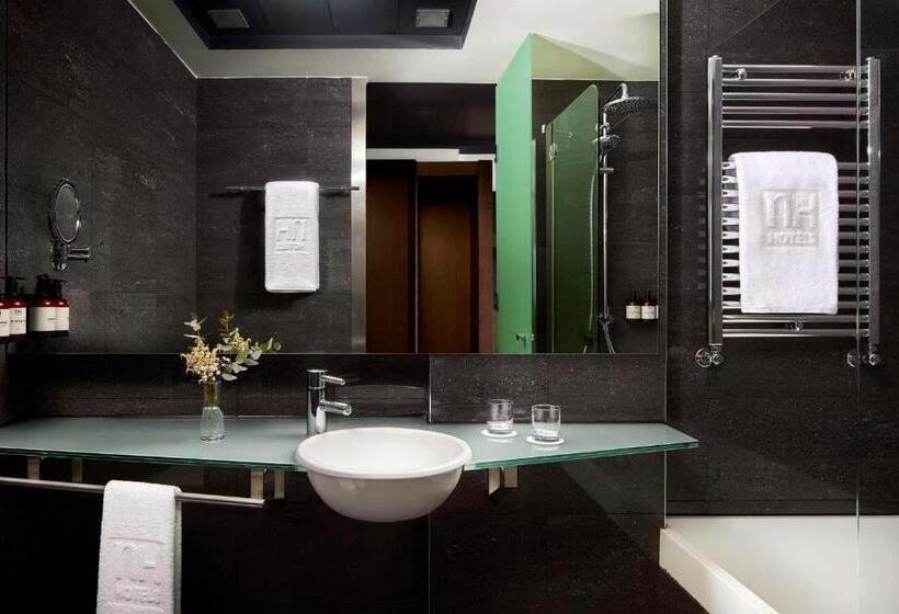 Quarto Estandar, NH Madrid Las Tablas