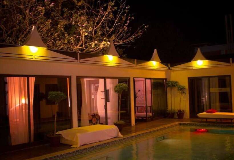 اتاق سوپریور با چشم‌انداز استخر, Villa Das Arábias Boutique