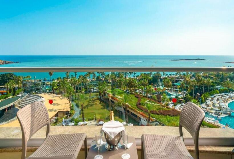 سوییت جونیور با چشم‌انداز دریا, Leodikya Kirman Premium - Ultra All Inclusive