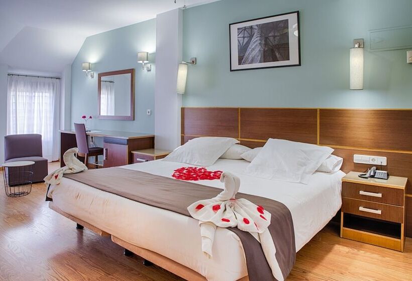 Suite, Plaza Alaquas