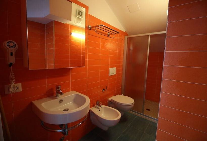 استودیوی استاندارد با تخت دوبل, Residenza Giardino