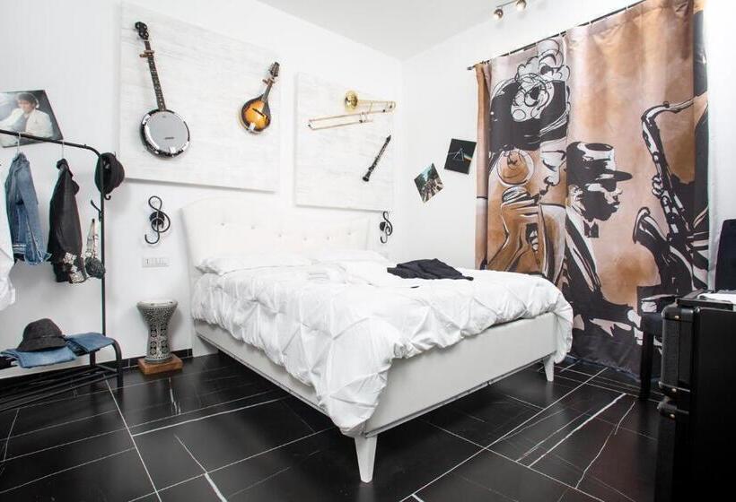 Номер Deluxe, Vincent House Boutique