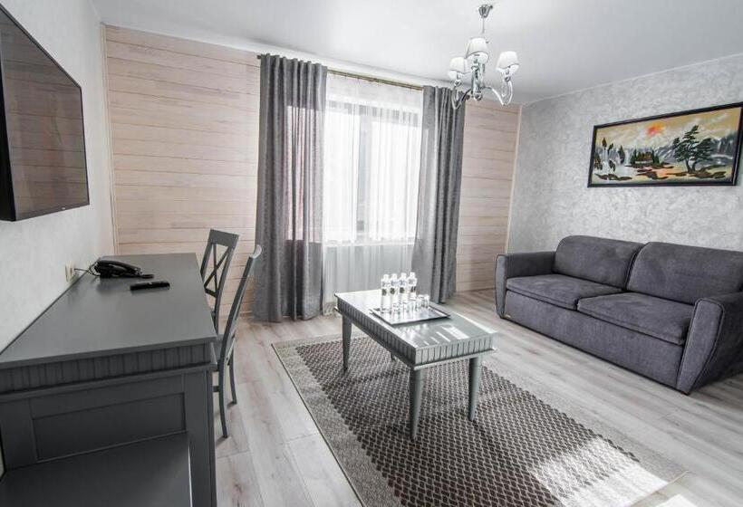 سوییت, Diamond Resort Black