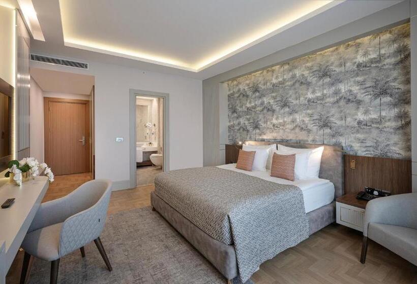 اتاق لوکس, Concorde Tower Hotel & Casino