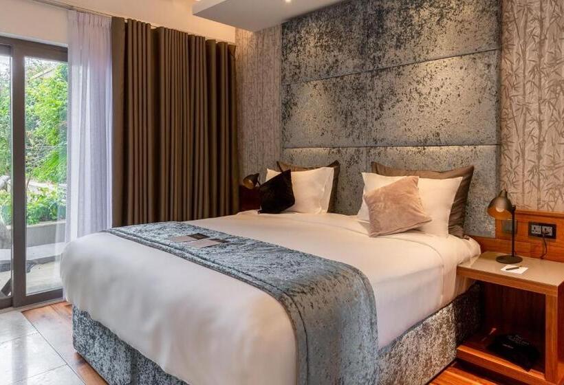 اتاق سوپریور در طبقه همکف, The Village Boutique And Spa