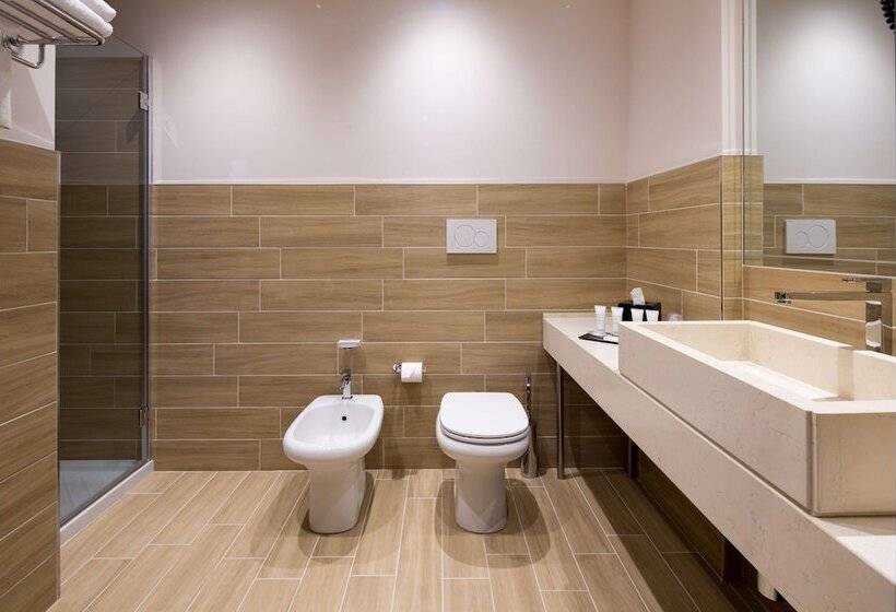 سوییت جونیور, Best Western Plus Hotel Expo