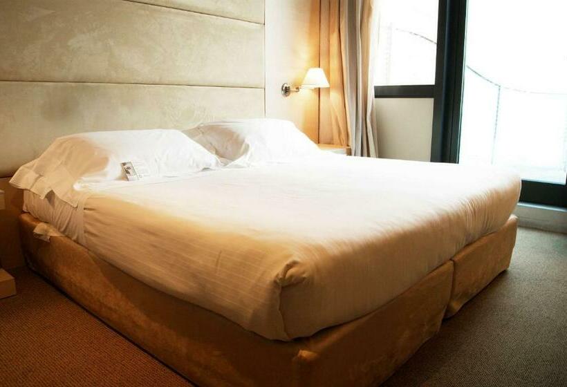 اتاق استاندارد, Best Western Plus Hotel Expo