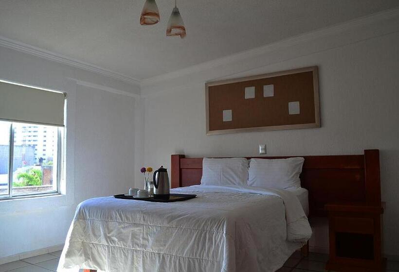 سوئیت 2 خوابه, Campestre Inn