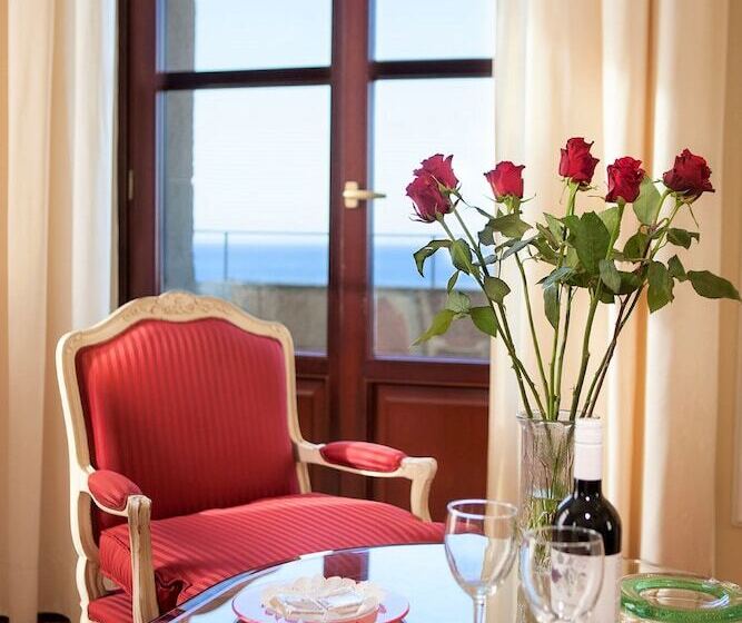 Люкс Вид на Море, Grande Albergo Delle Rose
