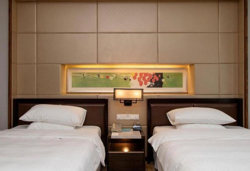 اتاق سوپریور, Sheraton Grand Shanghai Pudong Hotel & Residences