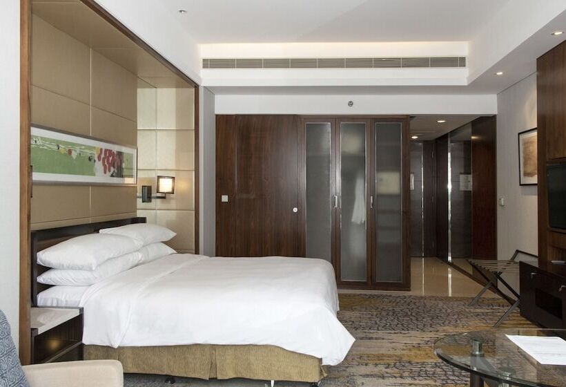اتاق پرمیوم, Sheraton Grand Shanghai Pudong Hotel & Residences