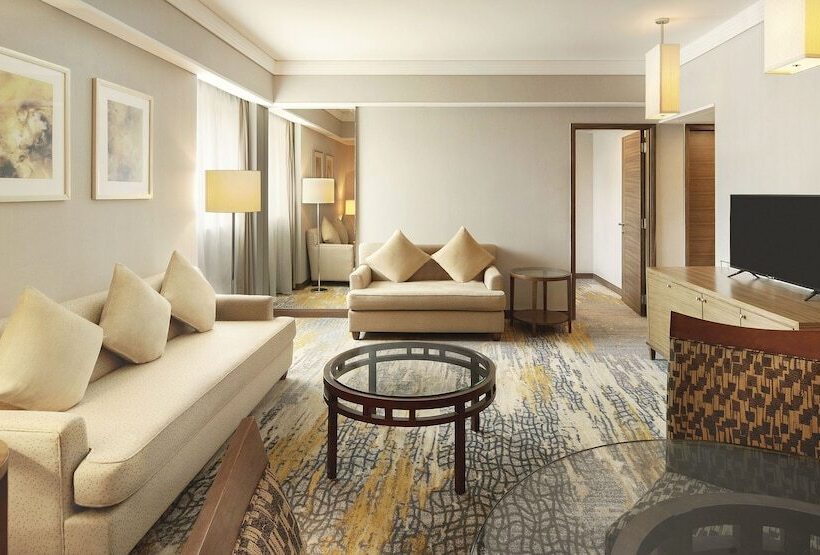 اتاق اجرایی, Sheraton Grand Shanghai Pudong Hotel & Residences