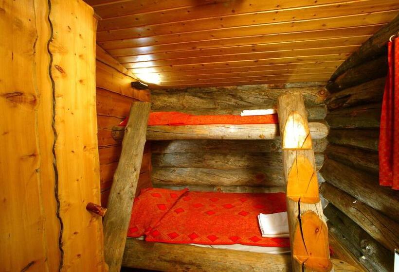 샬레, Kakslauttanen Arctic Resort   Igloos And Chalets