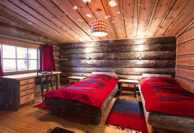 샬레, Kakslauttanen Arctic Resort   Igloos And Chalets