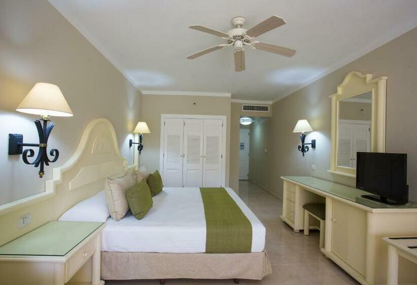 سوییت جونیور با چشم‌انداز دریا, Bahia Principe Grand La Romana - All Inclusive
