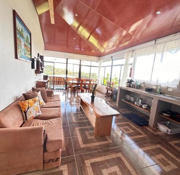 Вилла 3 Спальни, Monteverde Ecolove