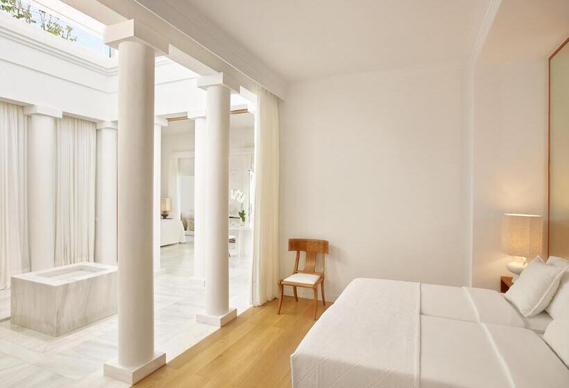 ویلای یک اتاق خوابه با استخر شنا, Mandola Rosa, A Grecotel Resort To Live At Riviera Olympia