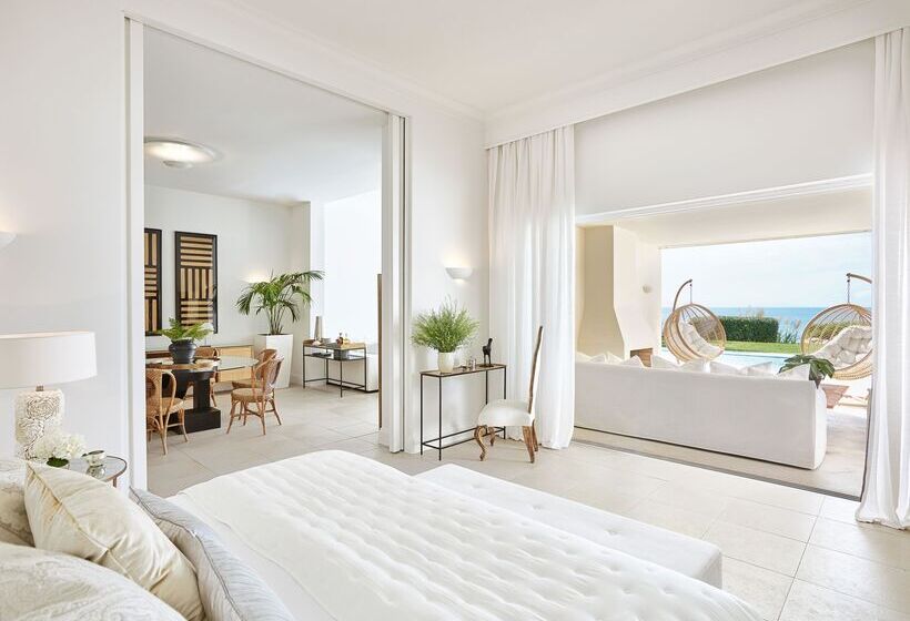 ویلای یک اتاق خوابه با استخر شنا, Mandola Rosa, A Grecotel Resort To Live At Riviera Olympia