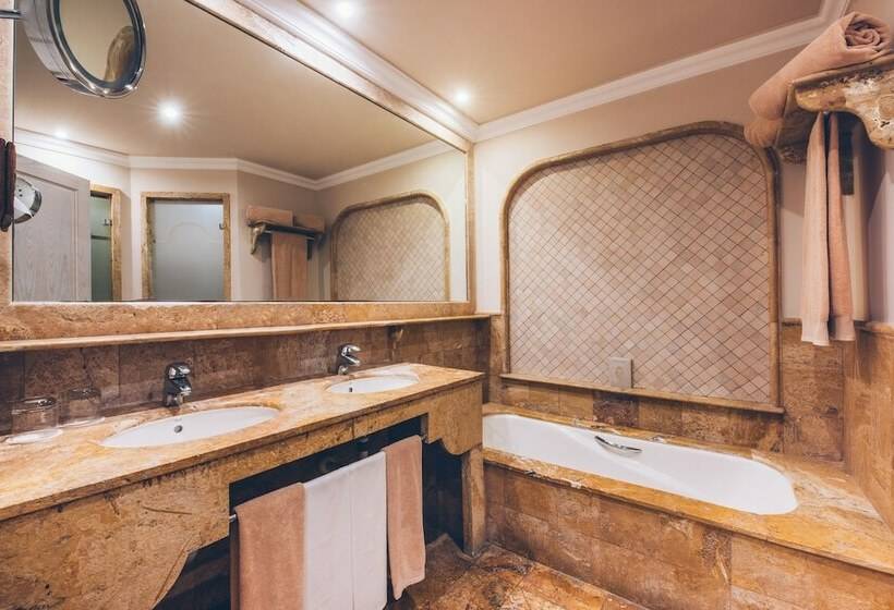 Полулюкс Superior Вид на Море, JOIA El Mirador by Iberostar - Adults Only