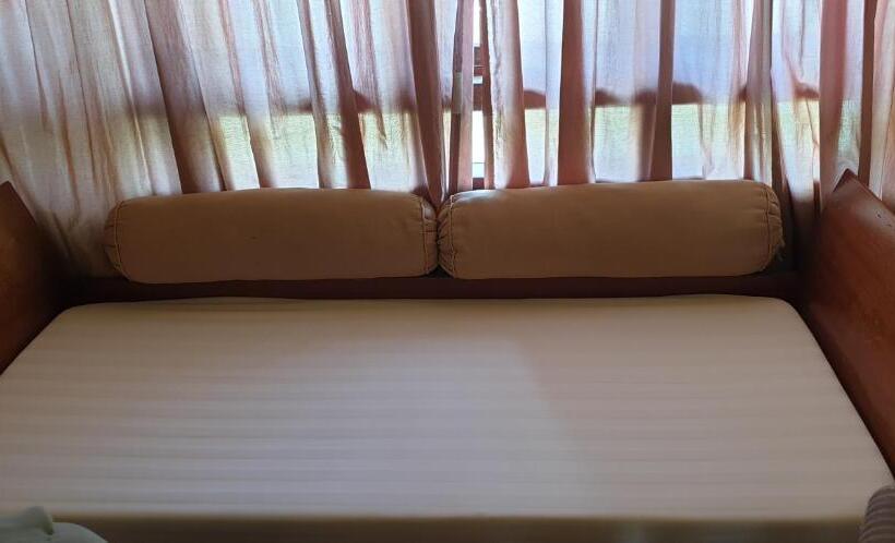 اتاق اساندارد با چشم‌انداز جانبی به دریا, Lagoon Residence @ Langkawi