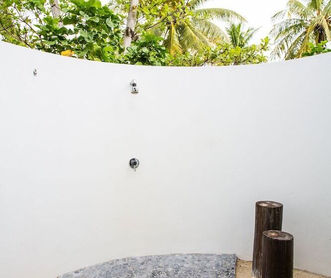 스탠다드 방갈로, Lomani Island Resort – Adults Only
