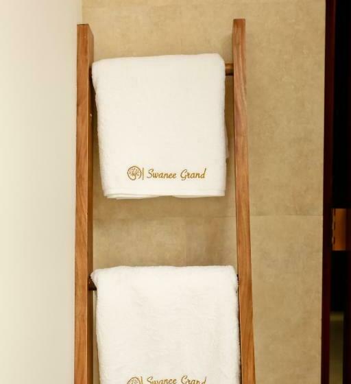 اتاق لوکس با تخت بزرگ, Swanee Grand