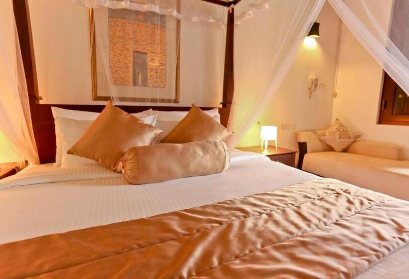 اتاق لوکس با تخت بزرگ, Swanee Grand
